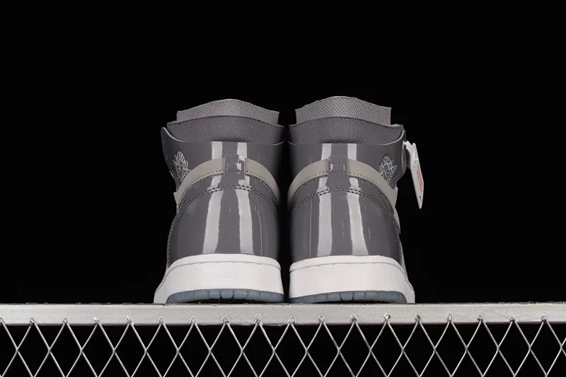 All categories Air Jordan Jordan series basketball shoes Air Jordan 1 High Air Jordan 1 Zoom CMFT AJ1 Joe 1 patent leather gray basketball shoes DQ0659-005